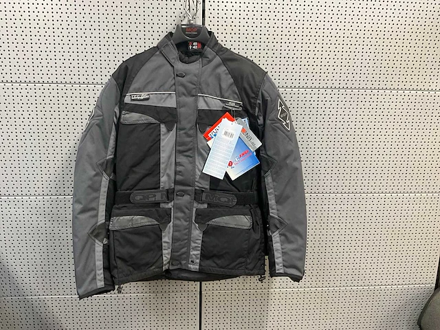 Mqp warlock motorjas maat 40/42 (2x) - afbeelding 1 van  6