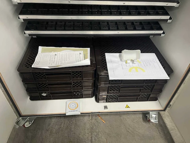 Ms - 1080 - broedmachine - afbeelding 13 van  14
