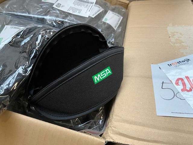 Msa brillenkoker - afbeelding 3 van  4