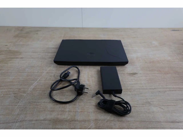 Msi bravo 15 c7vfk-230 laptop - afbeelding 5 van  10