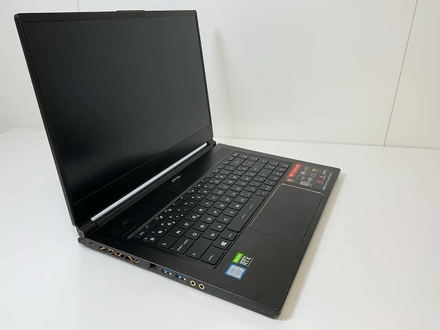 Msi gs65 stealth 9sf 15.5", core(tm) i7 9e generatie, 32 gb ram, 1 tb nvme, nvidia geforce rtx 2070 8 gb laptop - afbeelding 3 van  7