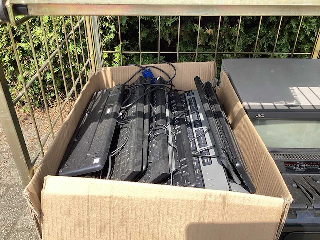 Msi, hp, acer, lenovo computers, monitoren en overige - afbeelding 5 van  6