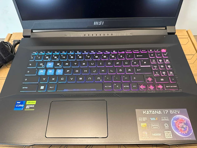 Msi katana 17 gaming laptop - intel® core i7-12650h - 16gb - 512gb ssd - nvidia® geforce® rtx 4070 (black) - afbeelding 8 van  10