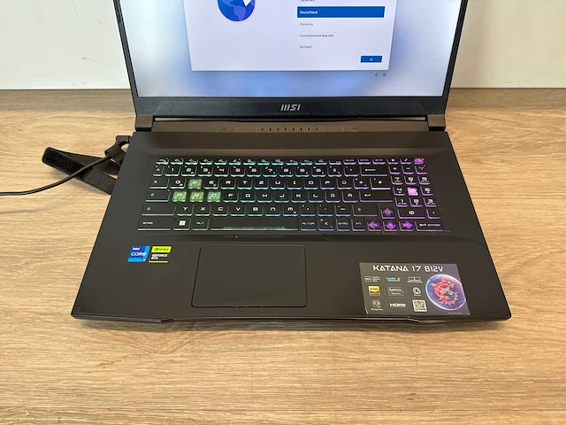 Msi katana 17 gaming laptop - intel® core i7-12650h - 16gb - 512gb ssd - nvidia® geforce® rtx 4070 (black) - afbeelding 5 van  11