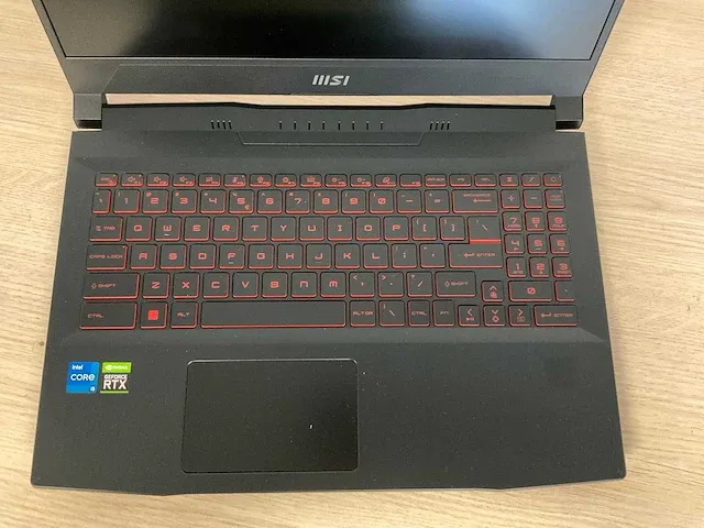 Msi katana gf66 11ue-870nl (reparatieproduct) - afbeelding 3 van  7