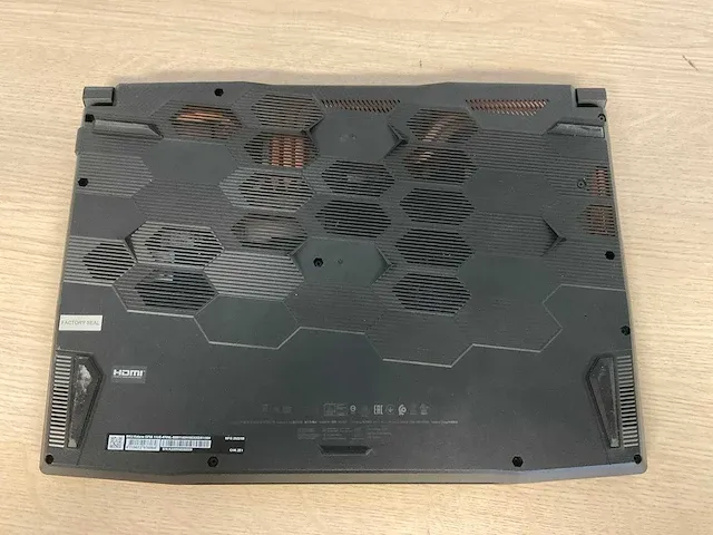 Msi katana gf66 11ue-870nl (reparatieproduct) - afbeelding 6 van  7
