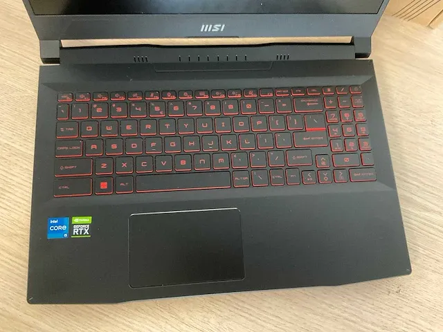 Msi katana gf66 11ue-870nl (reparatieproduct) - afbeelding 3 van  7