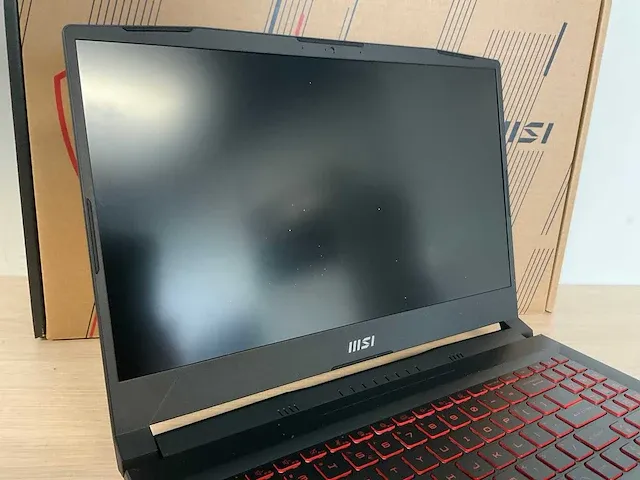 Msi katana gf66 11ue-870nl (reparatieproduct) - afbeelding 4 van  7