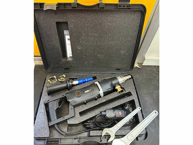 Msw-cdm 2200d titan diamantboormachine met bosch gas 12-25 stofzuiger - afbeelding 2 van  6