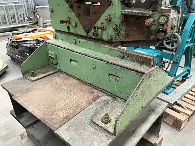 Mubea bf 11 profielstaalschaar - afbeelding 7 van  12