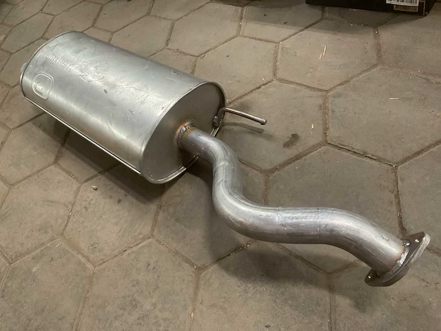 Muffler - afbeelding 2 van  5