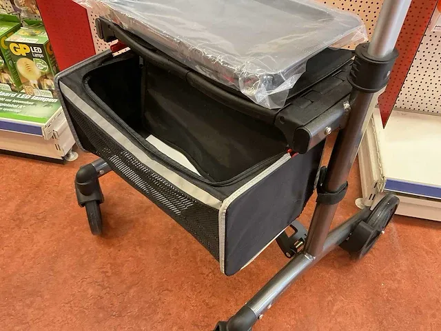 Multi motion trollimaster ra60 rollator - afbeelding 2 van  17