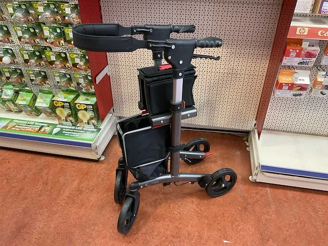 Multi motion trollimaster ra60 rollator - afbeelding 14 van  17