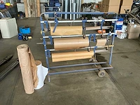 Multi-rol papierdispenser, inpak station - afbeelding 1 van  5