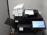 Multifunctionele printer/copier/scanner kyocera task alfa 3554ci met 4 papierlades a3 en a4. incl. complete... - afbeelding 2 van  4