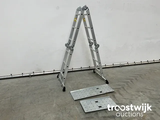 Multifunctionele vouwladder - afbeelding 1 van  9