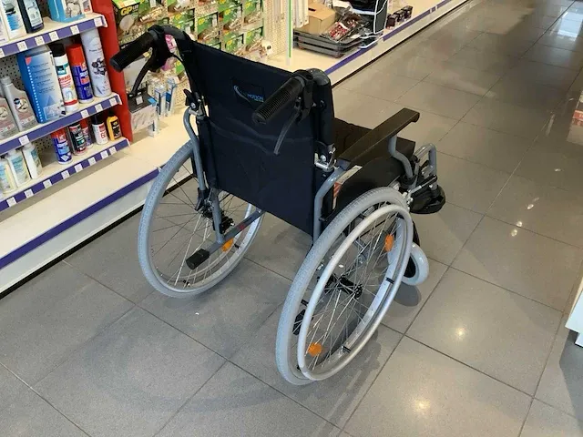 Multimotion m5 rolstoel - afbeelding 2 van  3