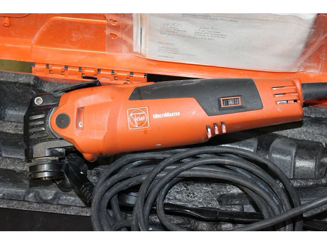 Multitool fein met diverse hulpstukken in koffer - afbeelding 2 van  4