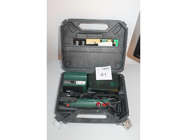 Multitool parkside met diverse accessoires in koffer. - afbeelding 2 van  2
