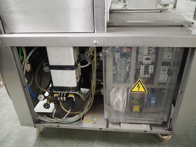 Multivac - afbeelding 6 van  9