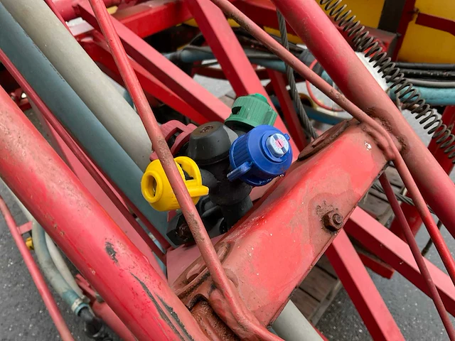 Munckhof gedragen veldspuit - afbeelding 12 van  12