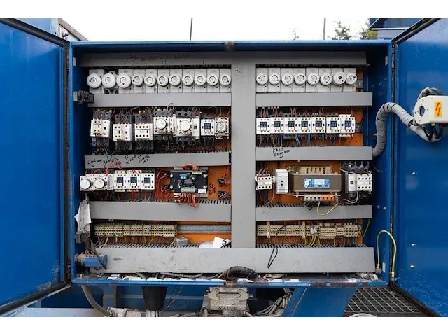 Munsters - crl740 - munsters (rups) mobiele torenkraan (elektrische bediening) crl740 - afbeelding 36 van  51