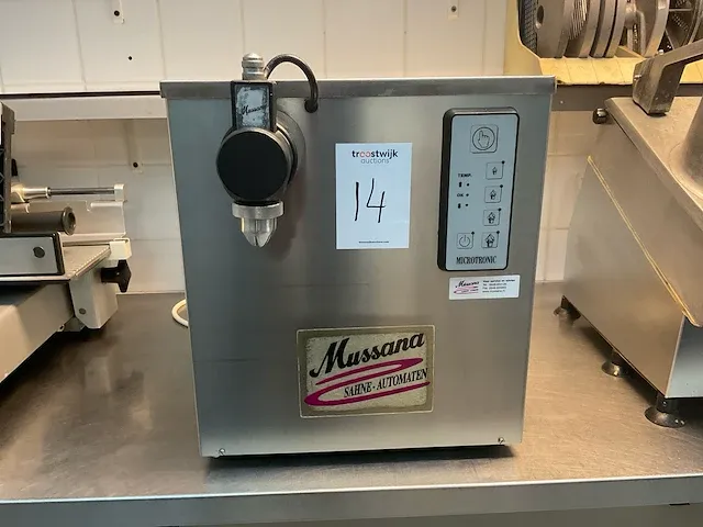 Mussana lady slagroomautomaat - afbeelding 3 van  8