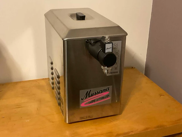 Mussana slagroommachine - afbeelding 1 van  5