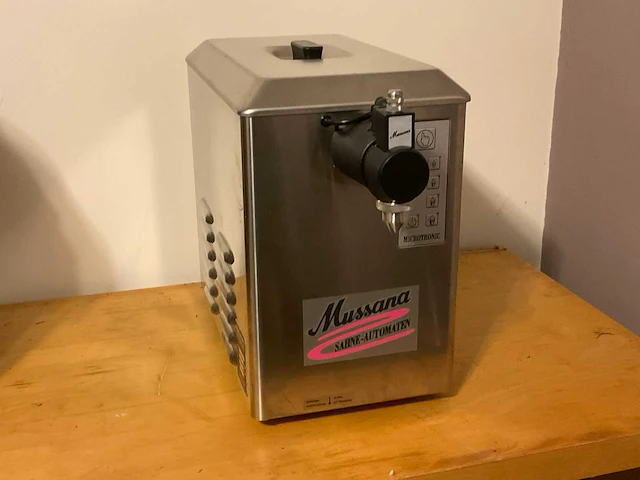 Mussana slagroommachine - afbeelding 2 van  5