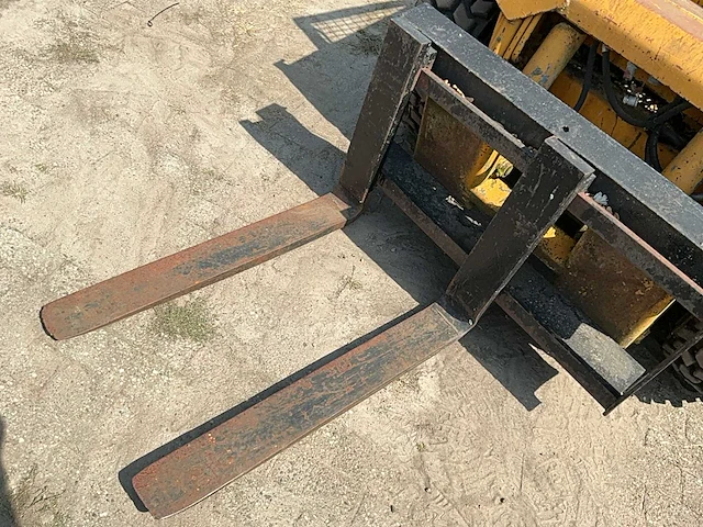 Mustang bobcat - afbeelding 13 van  31