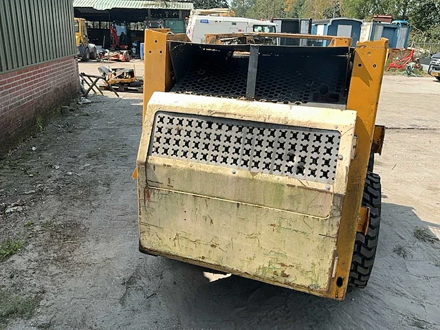 Mustang bobcat - afbeelding 28 van  31