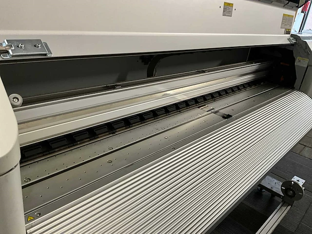 Mutoh valuejet vj-1624 eco-solvent inktjetprinter - afbeelding 18 van  20