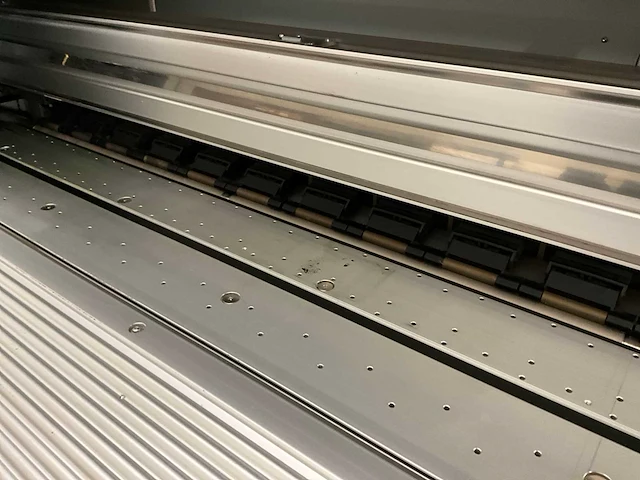 Mutoh valuejet vj-1624 eco-solvent inktjetprinter - afbeelding 19 van  20