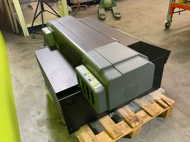 Mutoh xpertjet - xpj-uf461 - uv flatbed printers - 2023 - afbeelding 7 van  12