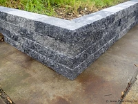 Muurblokken van beton - kleur grijs/zwart genuanceerd - 6x10x30cm - 450 stuks
