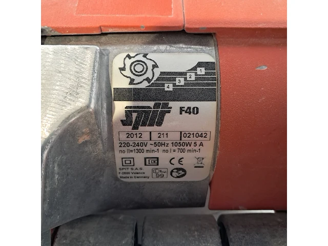 Muursleuvenfrees - 230v, spit, f40, 2013 - afbeelding 2 van  12