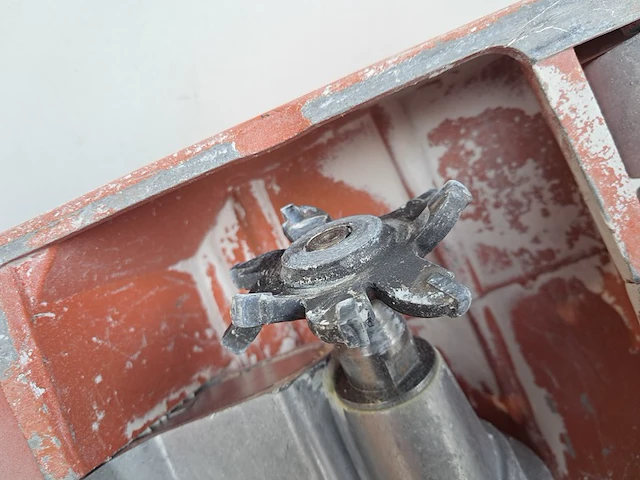 Muursleuvenfrees - 230v spit, f40, bouwjaar 2011 - afbeelding 3 van  5
