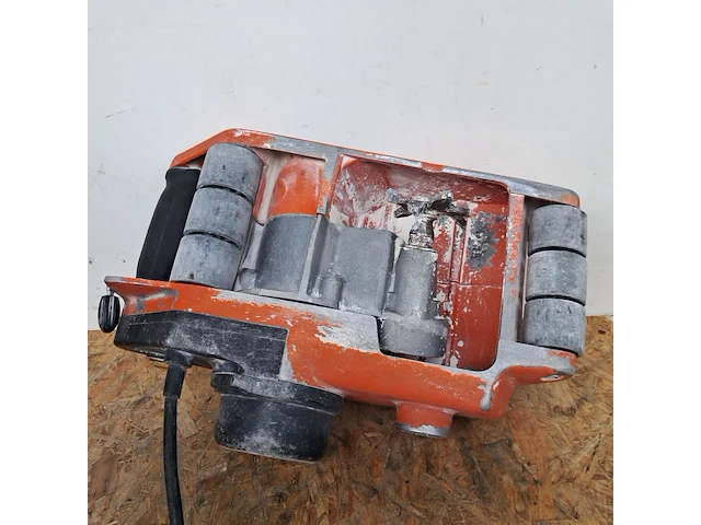 Muursleuvenfreesmachine 230v, spit, f40, 2014 - afbeelding 3 van  7