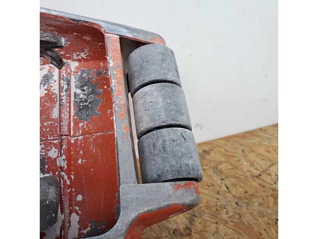 Muursleuvenfreesmachine 230v, spit, f40, 2014 - afbeelding 4 van  7