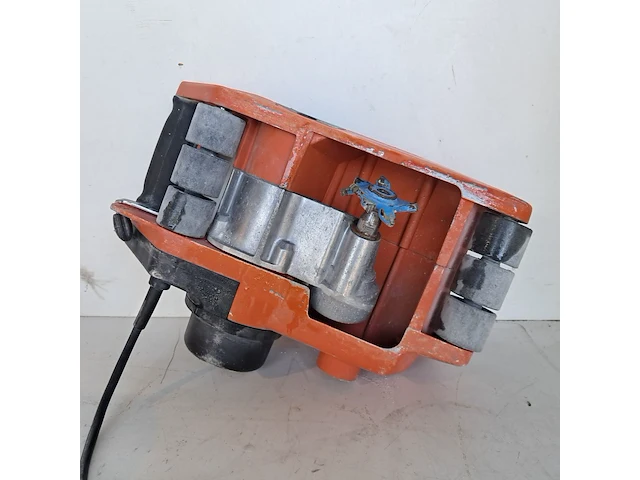 Muursleuvenfreesmachine 230v, spit, f40, 2014 - afbeelding 4 van  9