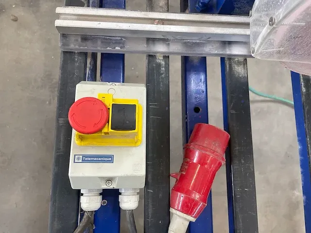Muyen glas sleuvenslijpmachine - afbeelding 4 van  7