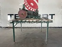 Muyen glas sleuvenslijpmachine