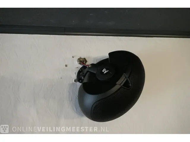 Muziekcomputer met audio installatie shuttle x50v6 - afbeelding 4 van  14
