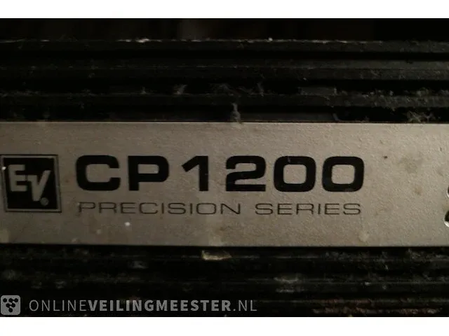 Muziekcomputer met audio installatie shuttle x50v6 - afbeelding 11 van  14