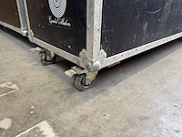 Muziekinstrumenten en toebehoren met flightcase - afbeelding 9 van  9