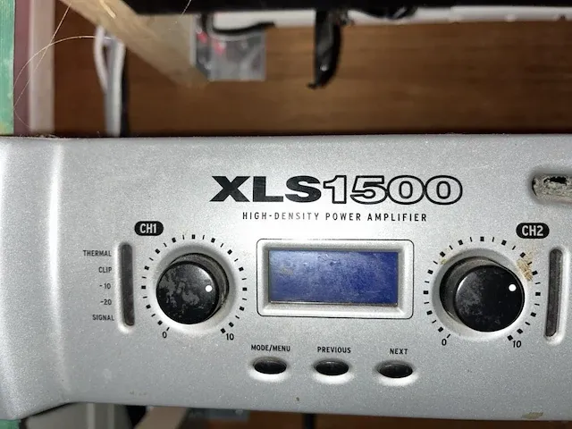 Muziekversterker xls 1500 - afbeelding 2 van  2