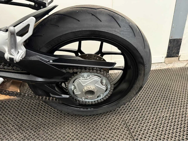 Mv agusta - brutale - 800 - motorfiets - 2014 - afbeelding 7 van  20