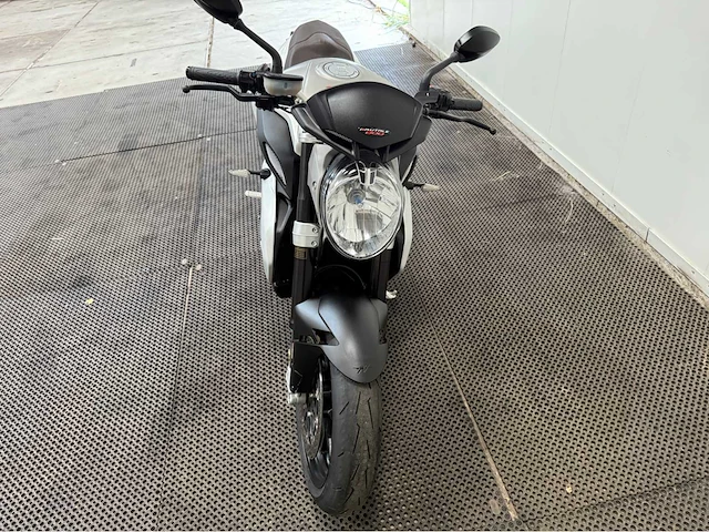 Mv agusta - brutale - 800 - motorfiets - 2014 - afbeelding 19 van  20