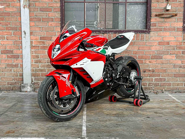 Mv agusta f3 rc reparto corse 800cc 2022 (racemotor) - afbeelding 1 van  48