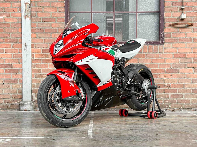 Mv agusta f3 rc reparto corse 800cc 2022 (racemotor) - afbeelding 23 van  48